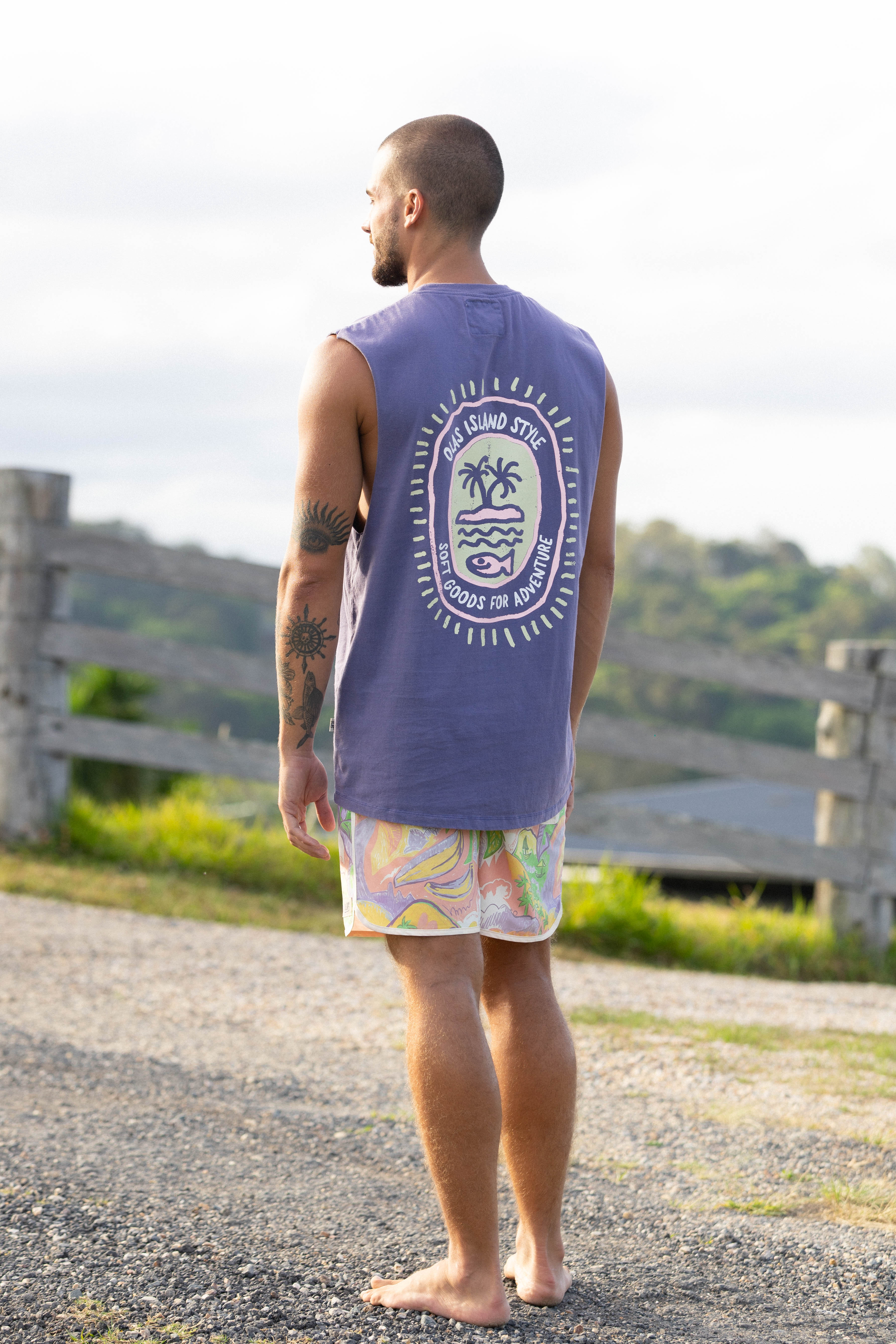 ISLAND STYLE TANK - OLAS SUPPLY CO.