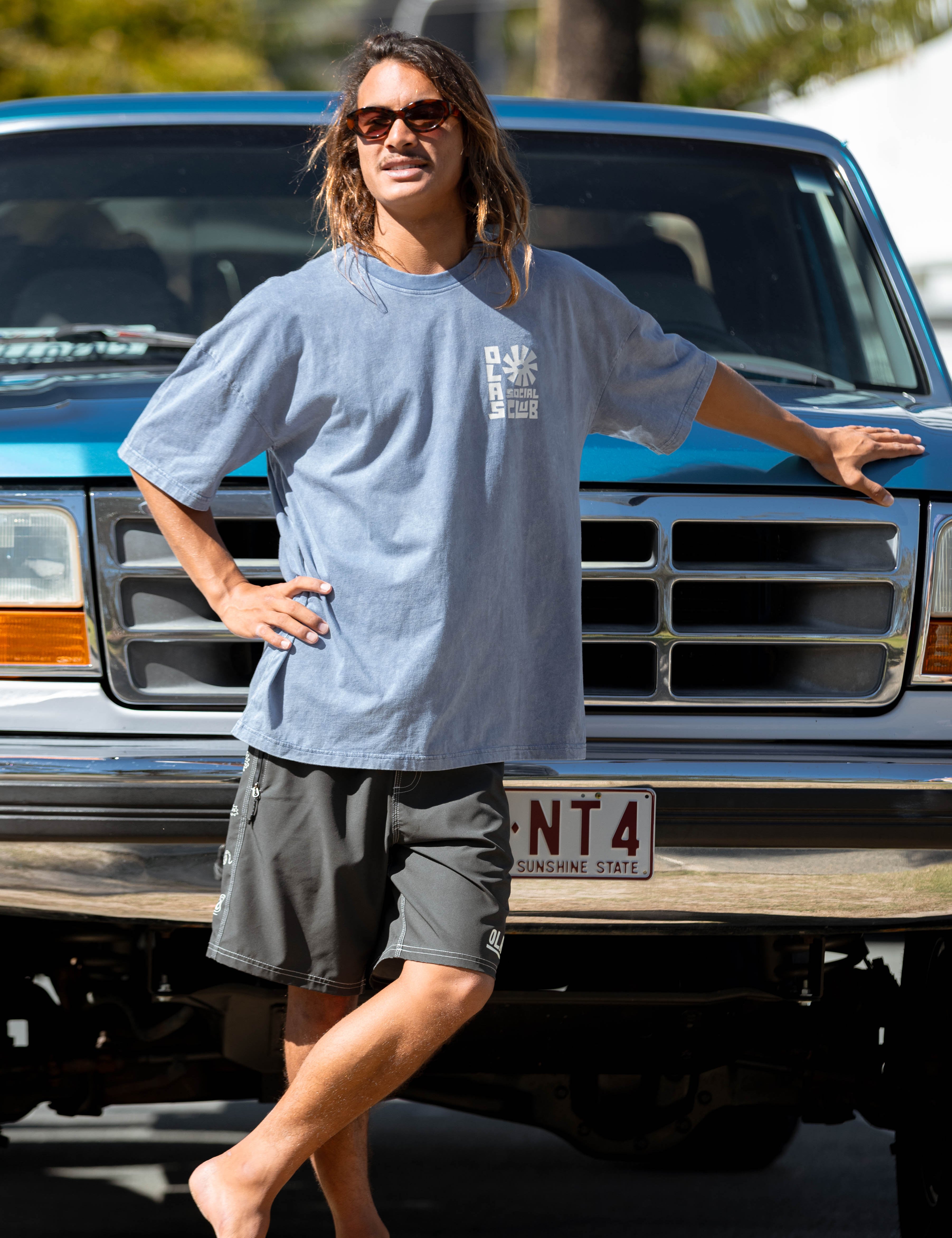 SOCIAL CLUB BOX TEE - OLAS SUPPLY CO.