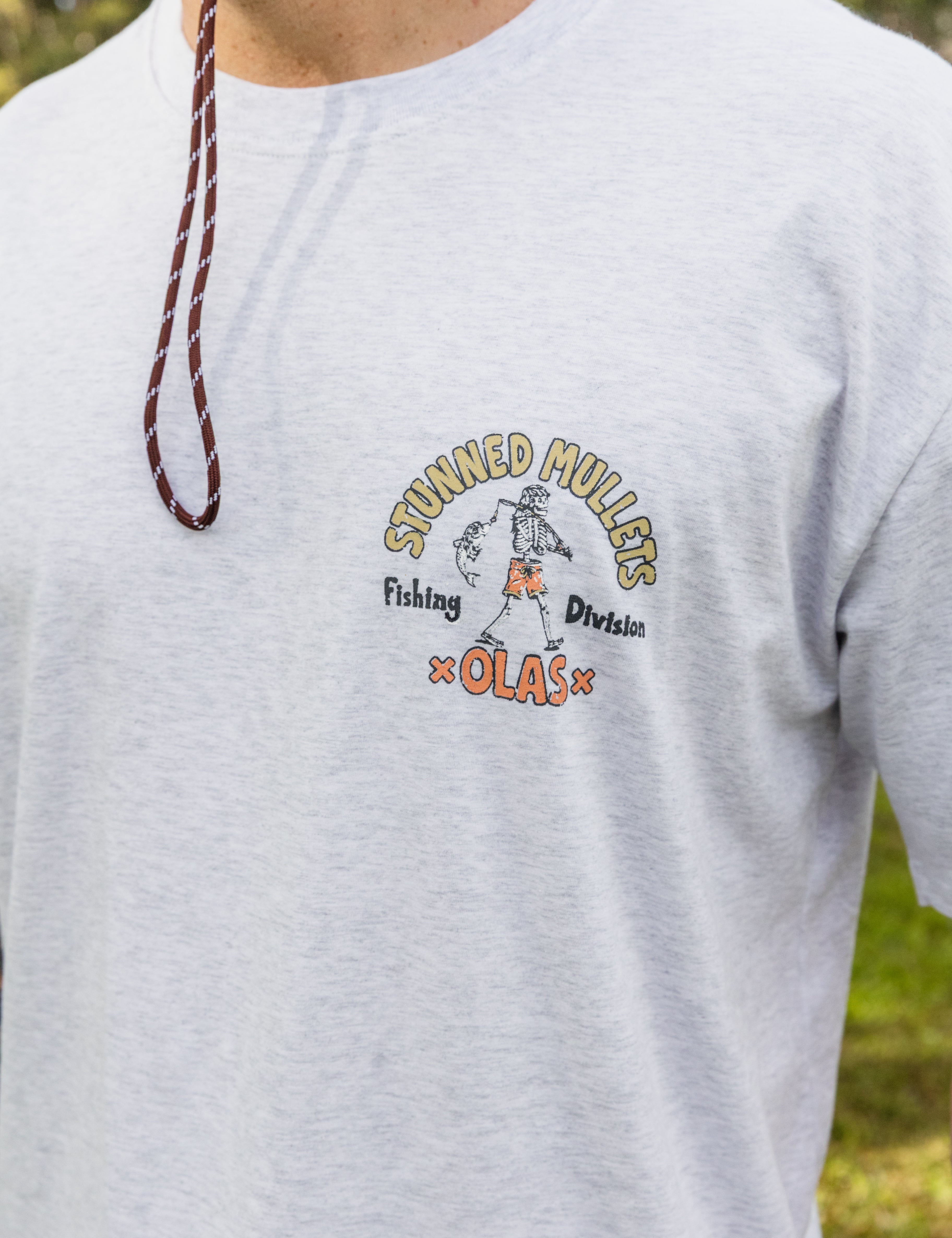 STUNNED MULLETS TEE - OLAS SUPPLY CO.